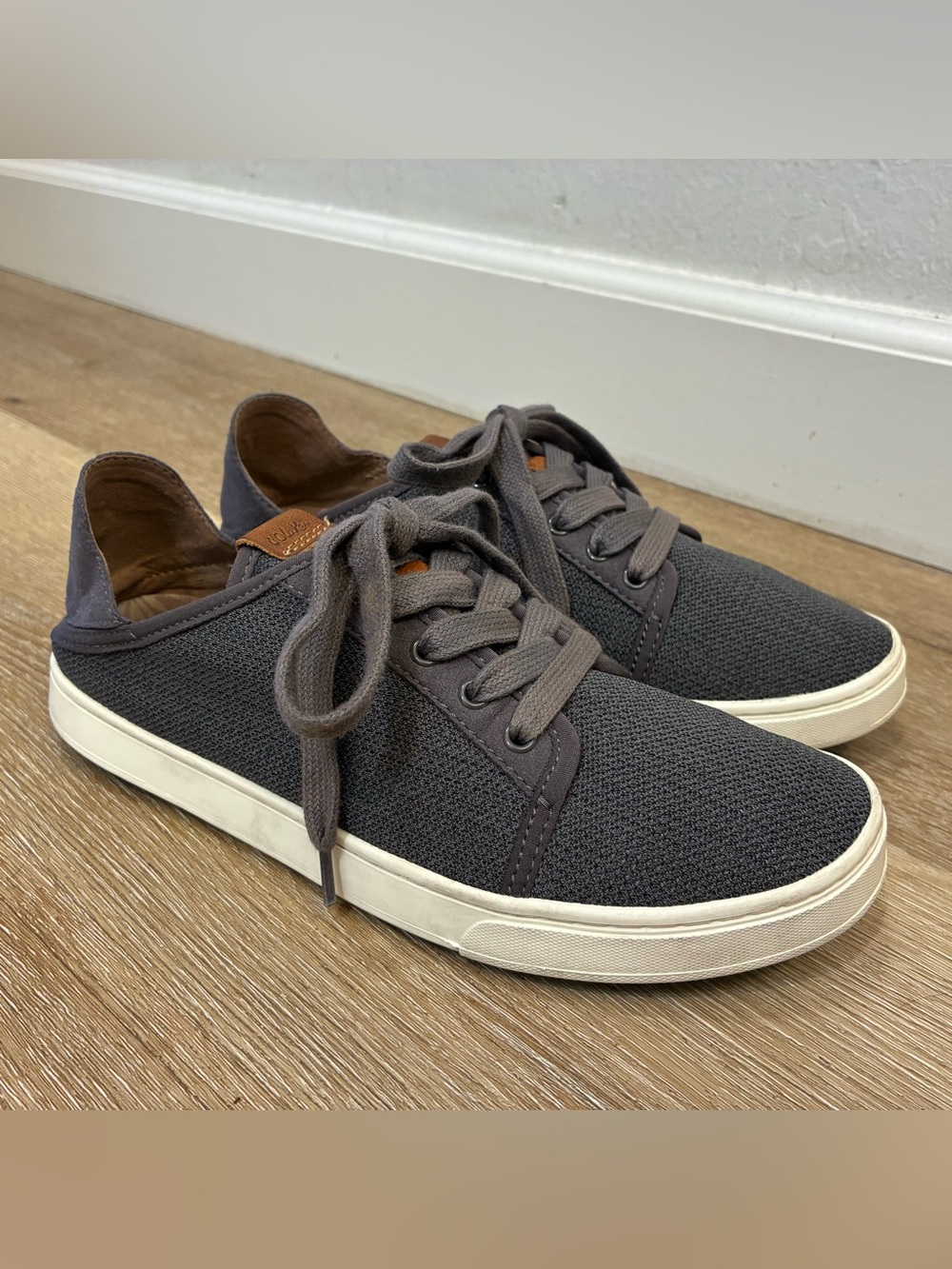 Olukai Pehuea Li Shoes Lace Up Gray Sneakers Boat Casual Women’s US 8.5 EU 38.5